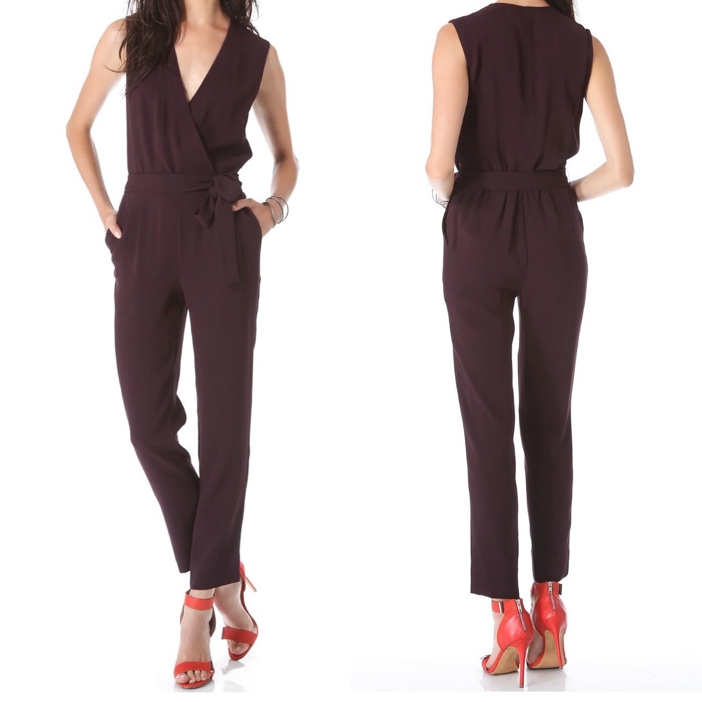 Diane Von Furstenberg sz 8 Berry Jumpsuit in Black
